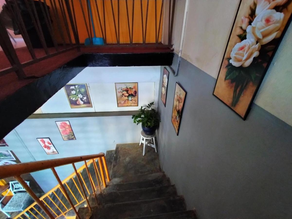 Spot On 89994 Rz Gold Hotel Kuala Kerai Εξωτερικό φωτογραφία